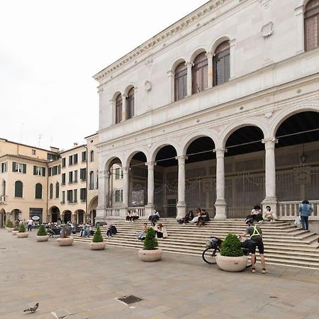 Enjoy Home - Appartamento Orologio, Piazza Dei Signori Padova Exterior photo