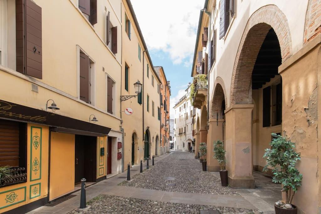 Enjoy Home - Appartamento Orologio, Piazza Dei Signori Padova Exterior photo